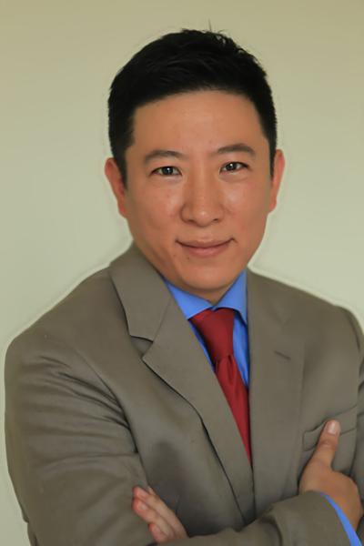 夏农 -- 高级副总裁负责大中华区的投资拓展业务