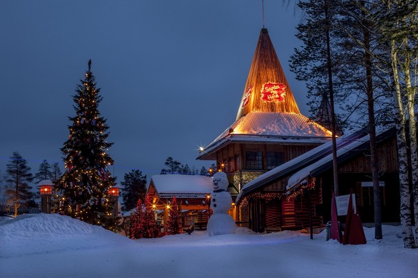 ▲北欧要降玩！芬兰追寻幸福极光，真的圣诞老人陪过节～（图／巨大旅游提供）