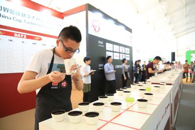 2015世界咖啡杯测大赛中国区冠军-张哲斌(世界排名第十一）